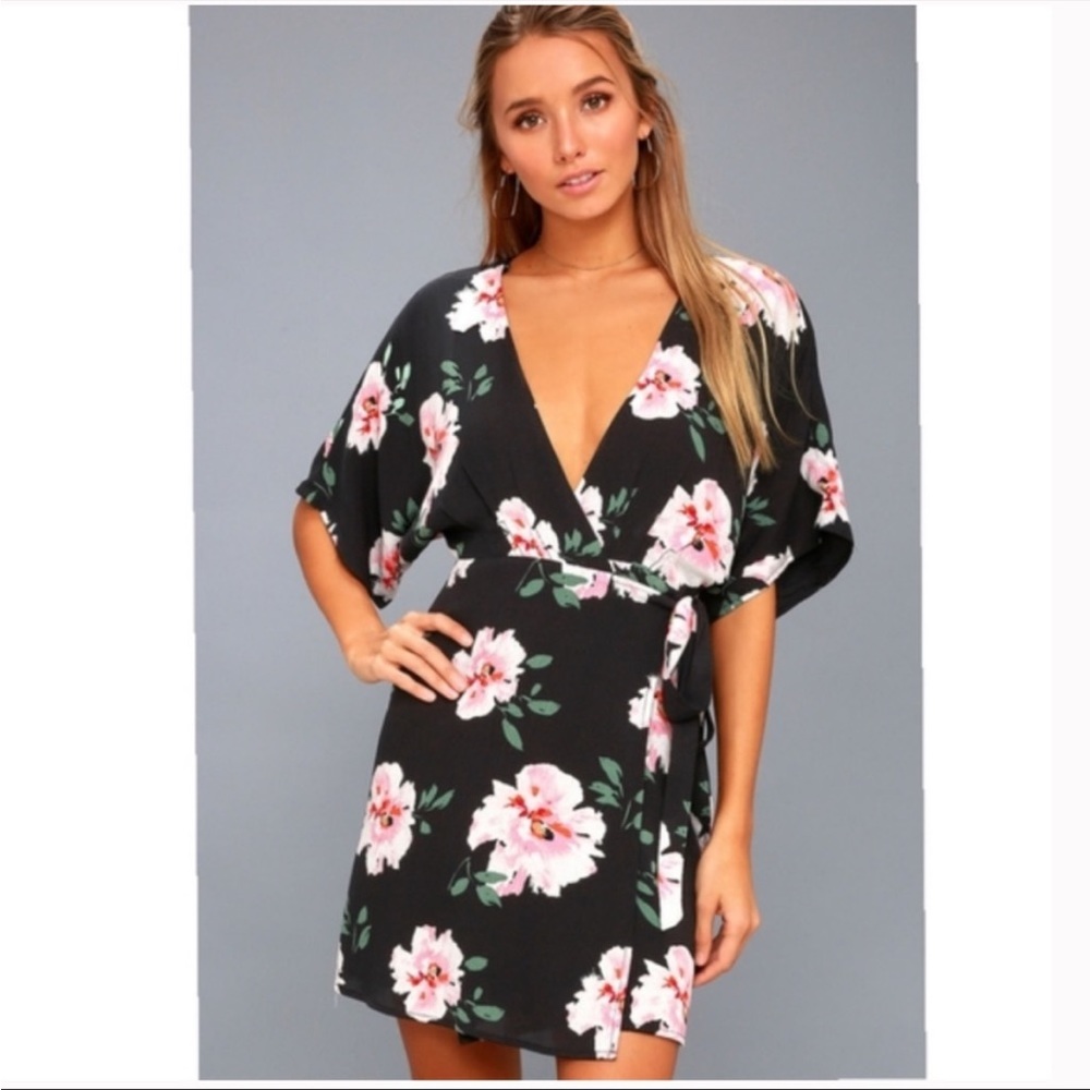 Lulu’s size S black with pink flowers mini wrap dress worn once
